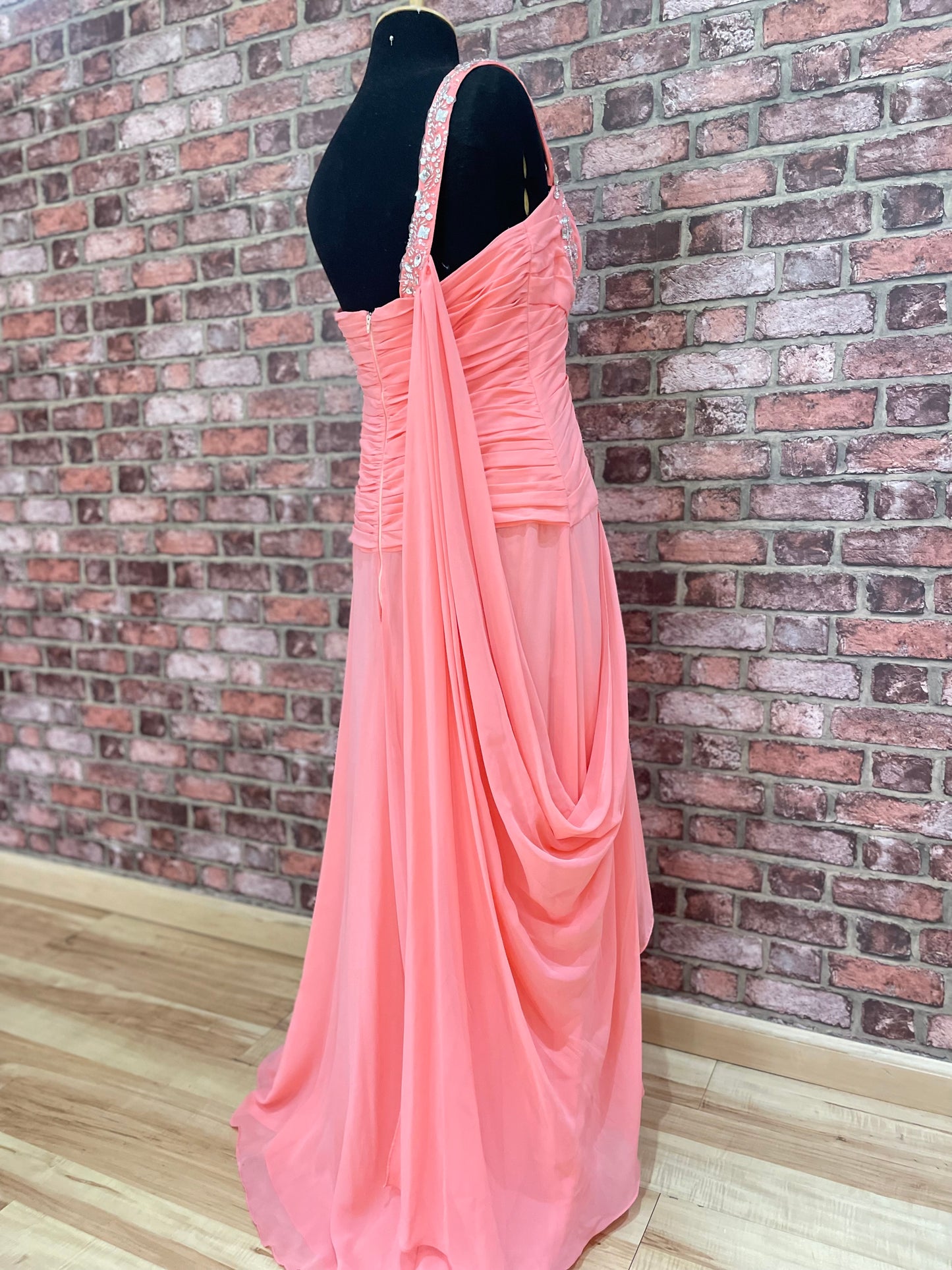 Viola Chan Evening dress