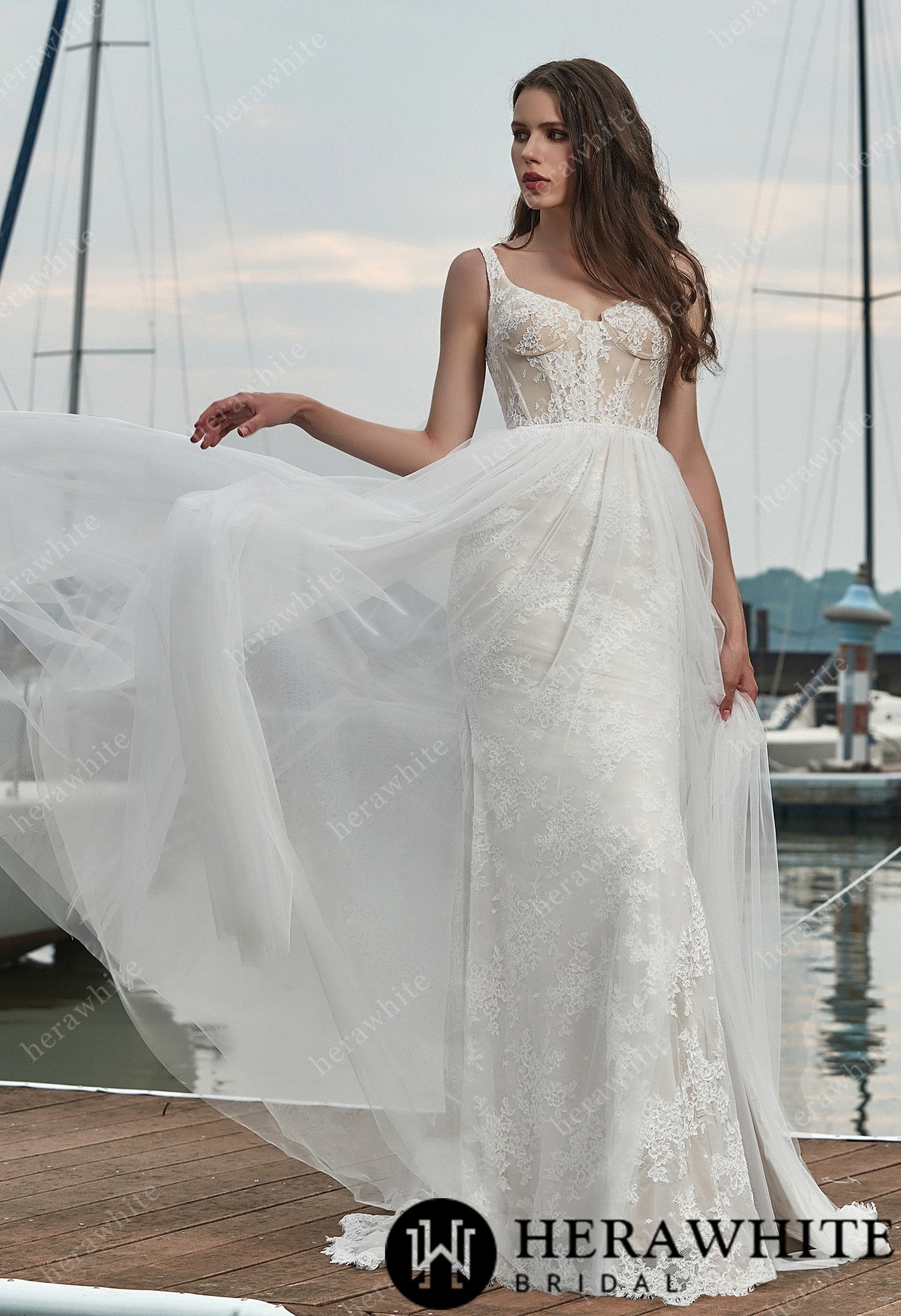 Style HW3379