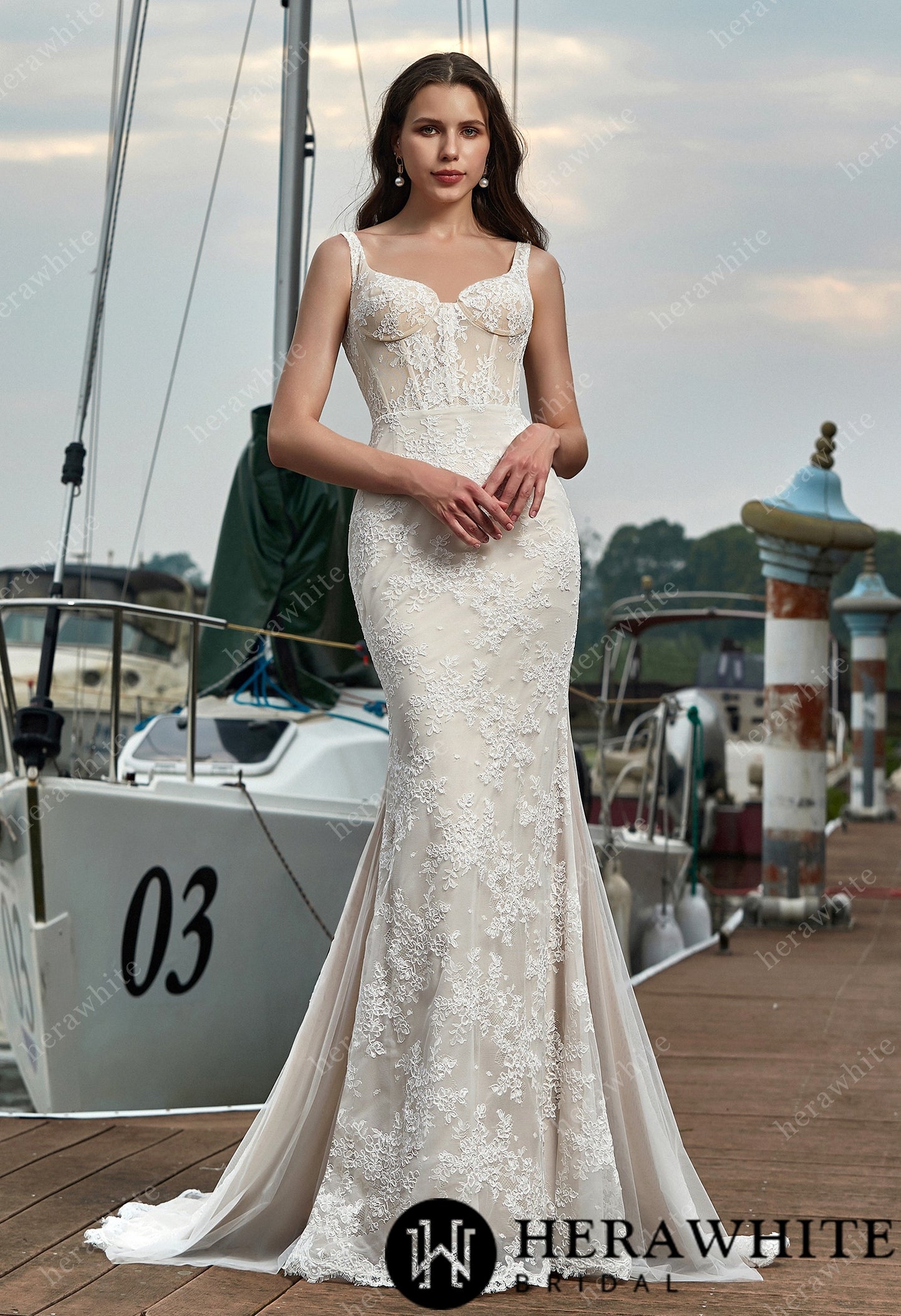 Style HW3379